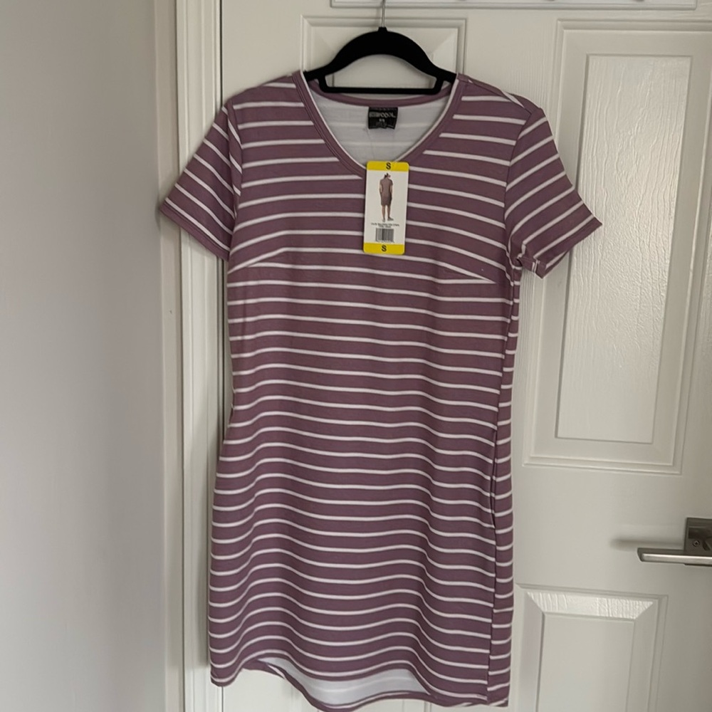 NWT 32 degrees dress with pockets. S